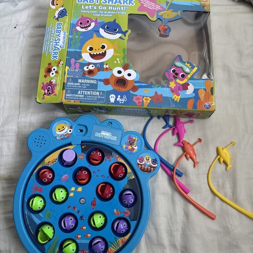 Pinkfong baby shark fishing - baby,